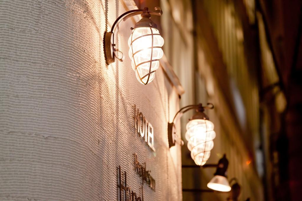 Hotel Hanakomichi Nara Exteriör bild