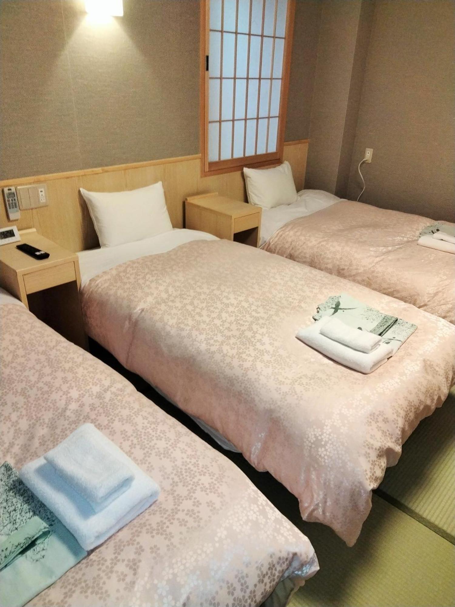 Hotel Hanakomichi Nara Exteriör bild